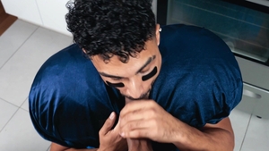Men: Playful Pals Share a Climax