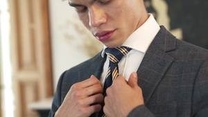 menatplay: Horny Austin Rides the Girth