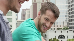 Next Door Raw: Bareback Passion Between Gainz & Thick