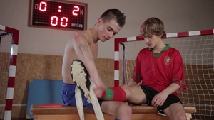 staxus: Between the Sticks & Deep Inside