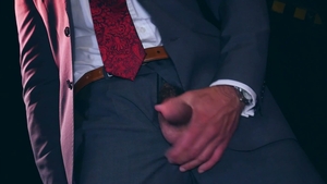 menatplay: Horny Men, Leather Harnesses, and Twisted Fun