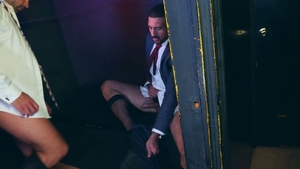 menatplay: Horny Men, Leather Harnesses, and Twisted Fun