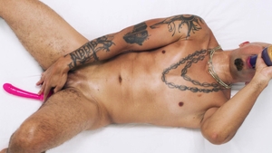 How Men Orgasm: Sultry Solo Stroking