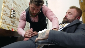 menatplay: A Bearded Frenzy at the Shop