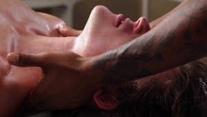 StickyRub: Big, Bold Massages for Extra-Large Packages