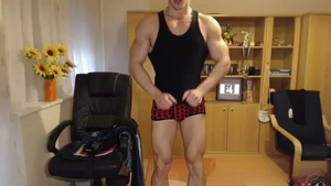 americanmusclehunks: Wolfman Whacking Off