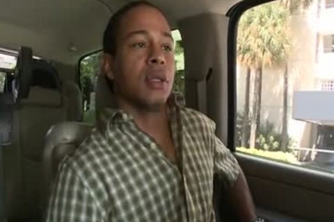 CASTRO pWNS Ari with greetingss Monster Sized penis