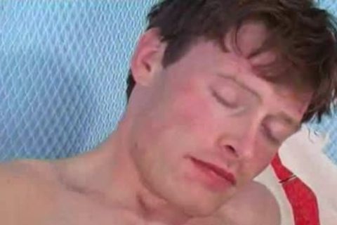 Twink digs nailed rough