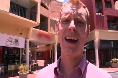 Public homosexual sex -- In a pokeing movie tthis chabater!