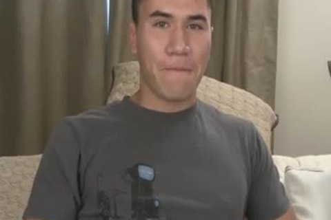 Latino lovers suck dong and bang for ca$h