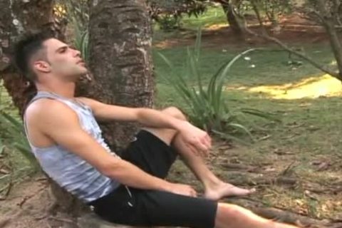 It\\'s a nice day to go out and slam