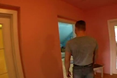 Muscle amateur feels like doggy style